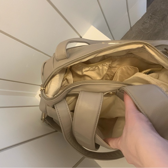 Barely used Miss Fong Diaper Bag - Picture 13 of 16